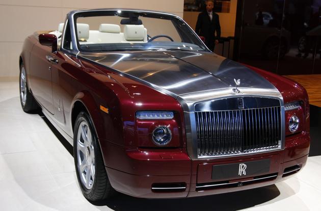 David Beckham  Voiture : Rolls Royce Phantom Drophead (300 000€)