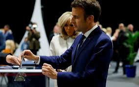 Élection présidentielle française: 63,23% de participation à 17h