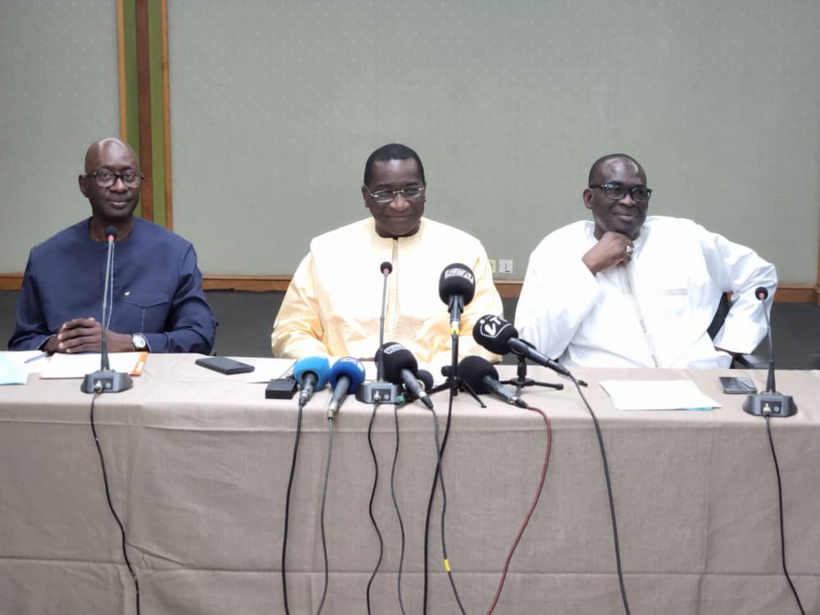 Seuls 2% du crédit hôtelier de 50 milliards Cfa débloqués: le patronat vilipende le ministre Alioune Sarr Seuls 2% du crédit hôtelier de 50 milliards Cfa débloqués: le patronat vilipende le ministre Alioune Sarr