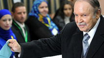 La candidature d'Abdelaziz Bouteflika déchaîne les foudres de ses opposants.