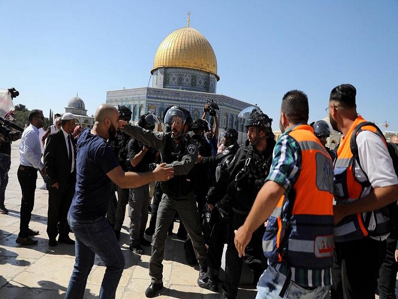 Des dizaines de blessés dans des accrochages sur l'esplanade des Mosquées à Jérusalem-Est