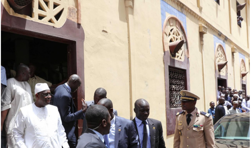 Restauration de la Mosquée "Blanchot" par Macky Sall: un monument historique refait à 1,8 milliard Restauration de la Mosquée "Blanchot" par Macky Sall: un monument historique refait à 1,8 milliard