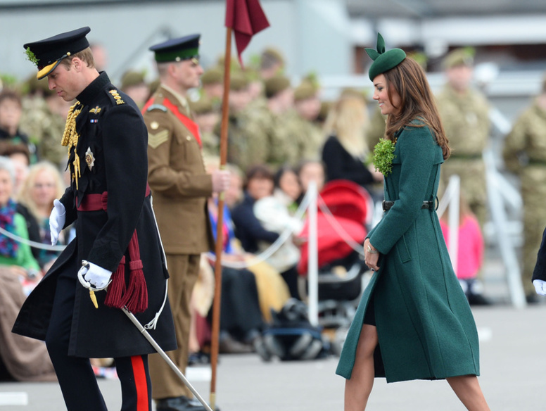 Kate Middleton enceinte ? Le prince William répond aux rumeurs Kate Middleton enceinte ? Le prince William répond aux rumeurs