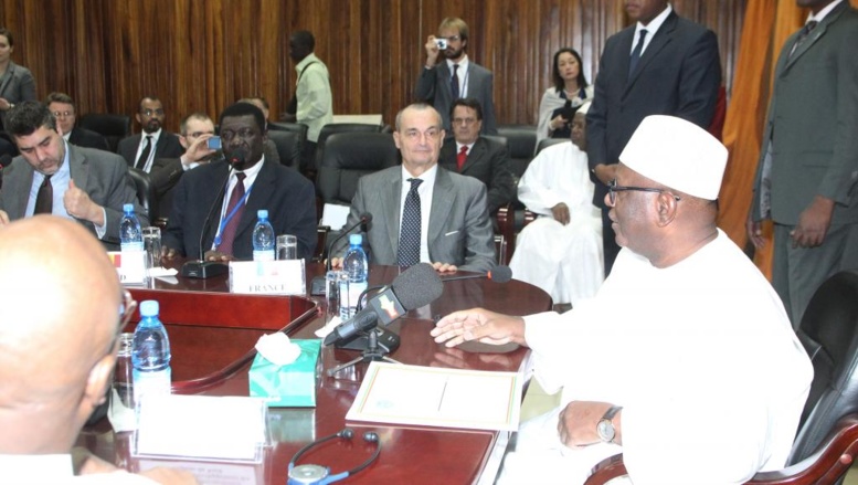 IBK rend visite aux militaires maliens basés dans le nord du pays