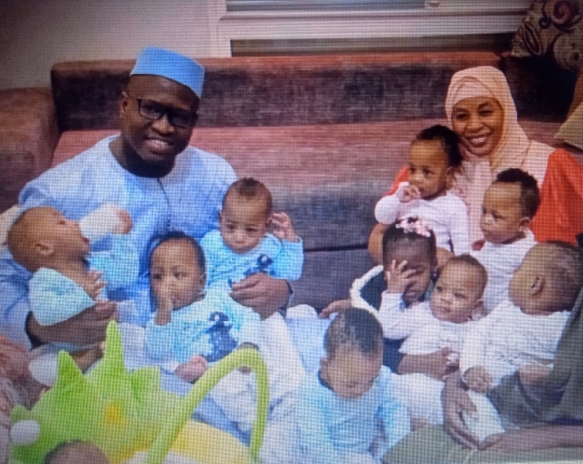 Les nonuplés ont un an ce 4 mai 2022 et pour l'occasion, ils ont rencontré leur sœur. © Famille Les nonuplés ont un an ce 4 mai 2022 et pour l'occasion, ils ont rencontré leur sœur. © Famille