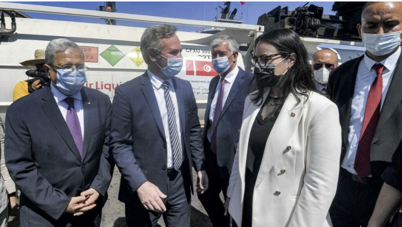 Tunisie: enquête ouverte après une supposée fuite de conversations d'une ex-conseillère du président Tunisie: enquête ouverte après une supposée fuite de conversations d'une ex-conseillère du président