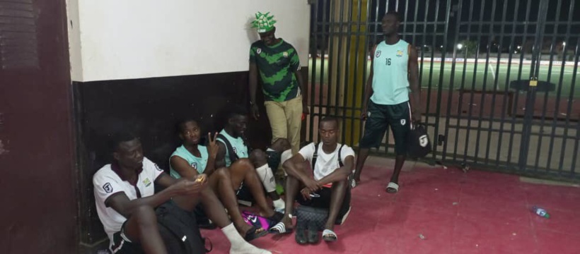 Ligue 1 Sénégal: Ndiambour-Jaraaf interrompu par des échauffourées, le coach des verts blessé