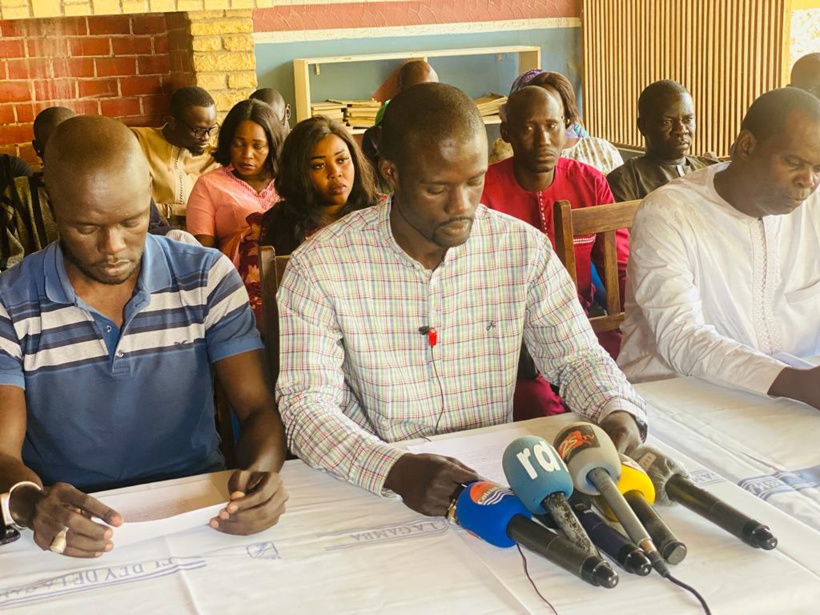 Législatives Mbour: le maire Maguette Sene réussit à faire rallier 5 opposants à la coalition BBY Législatives Mbour: le maire Maguette Sene réussit à faire rallier 5 opposants à la coalition BBY