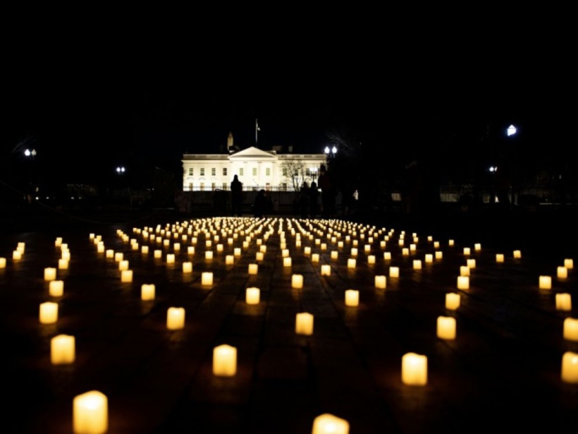 Covid-19: le seuil du million de morts franchi aux États-Unis Covid-19: le seuil du million de morts franchi aux États-Unis