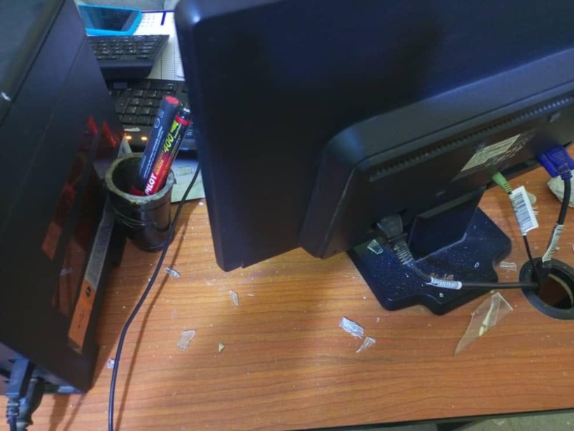 Lycée de Pekesse: les domiciles des enseignants attaqués et saccagés par des élèves Lycée de Pekesse: les domiciles des enseignants attaqués et saccagés par des élèves