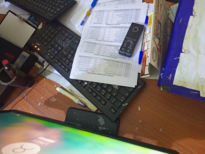 Lycée de Pekesse: les domiciles des enseignants attaqués et saccagés par des élèves Lycée de Pekesse: les domiciles des enseignants attaqués et saccagés par des élèves