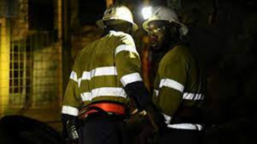 Burkina Faso: les secours ont retrouvé une chambre de refuge vide dans la mine de Perkoa Burkina Faso: les secours ont retrouvé une chambre de refuge vide dans la mine de Perkoa