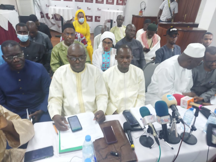 BBY Matam: les responsables qui étaient partis seuls aux Locales acceptent de se ranger derrière Me Malick Sall après une médiation de Macky BBY Matam: les responsables qui étaient partis seuls aux Locales acceptent de se ranger derrière Me Malick Sall après une médiation de Macky