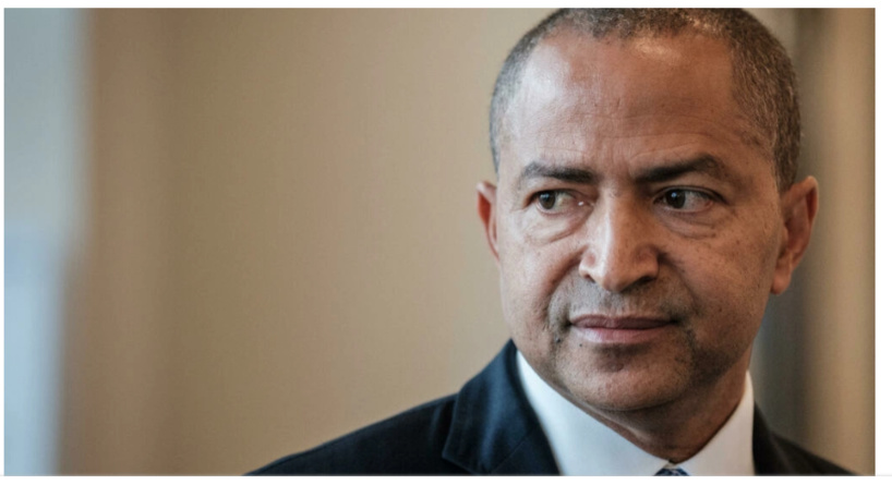 RDC: Joseph Kabila et Moïse Katumbi se serrent la main au cours d'une messe à Lubumbashi RDC: Joseph Kabila et Moïse Katumbi se serrent la main au cours d'une messe à Lubumbashi