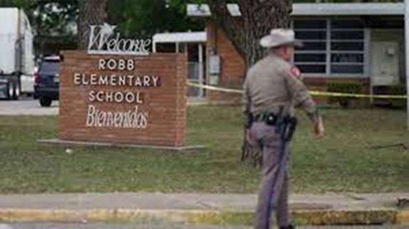 États-Unis: une fusillade dans une école du Texas fait au moins 21 morts, dont des enfants États-Unis: une fusillade dans une école du Texas fait au moins 21 morts, dont des enfants