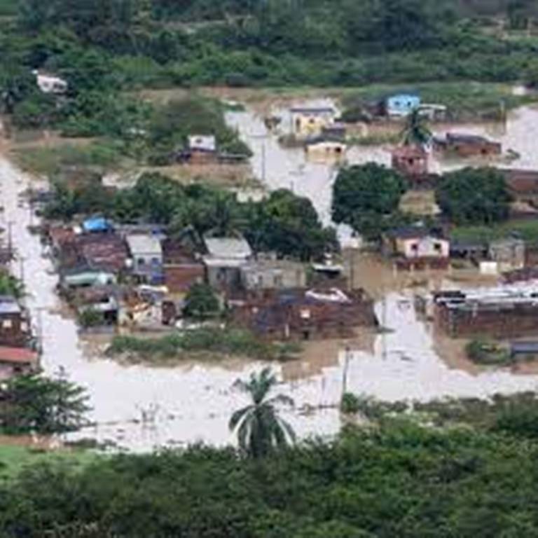 Au Brésil, plus de cent morts dans des inondations et glissements de terrain