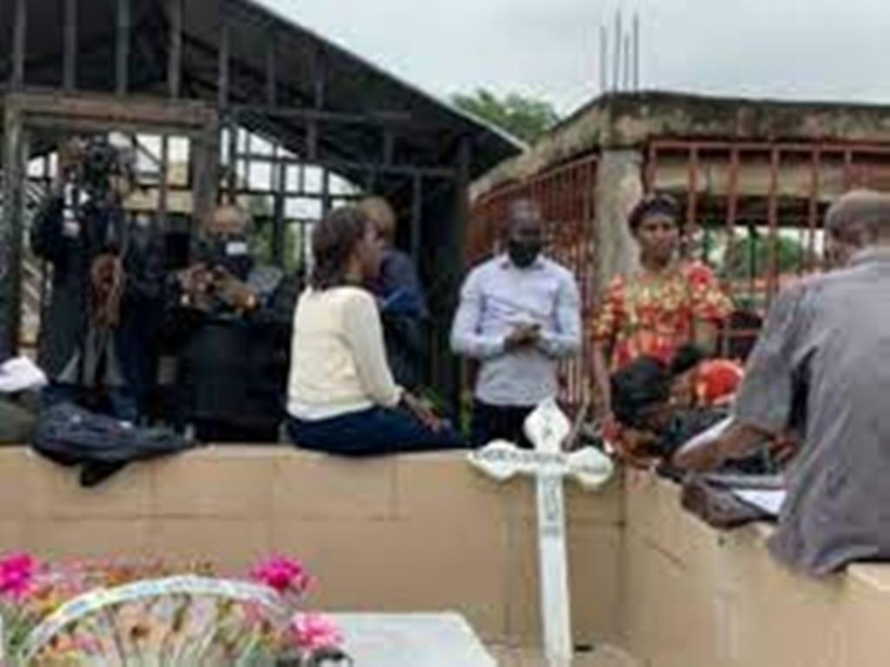 RDC: la société civile commémore les 12 ans de l'assassinat de Chebeya et Bazana RDC: la société civile commémore les 12 ans de l'assassinat de Chebeya et Bazana