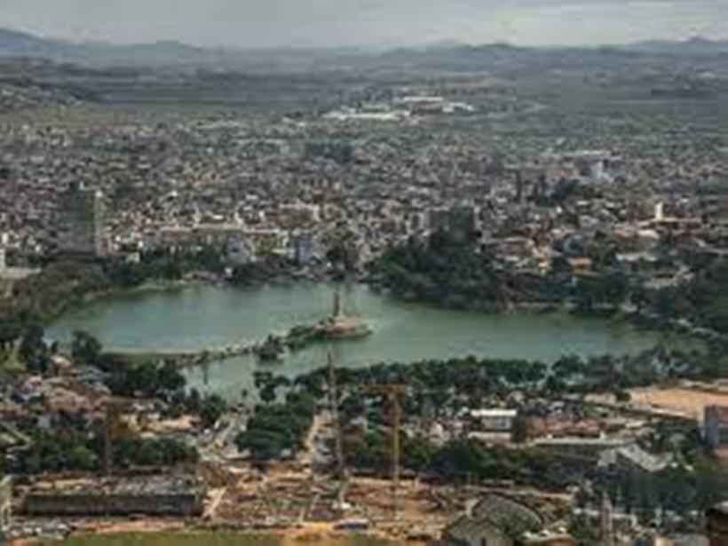 Un rapport de la Banque mondiale s'alarme de la situation économique de Madagascar Un rapport de la Banque mondiale s'alarme de la situation économique de Madagascar