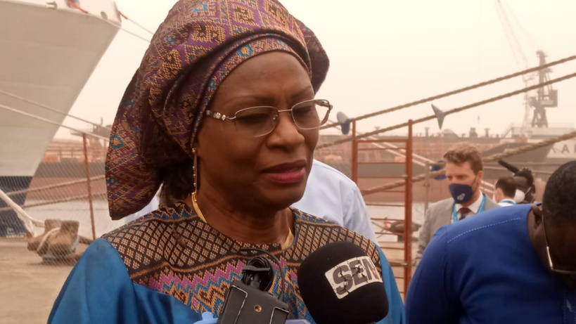 Global Mercy : Macky Sall prendra en charge les salaires du personnel sénégalais Global Mercy : Macky Sall prendra en charge les salaires du personnel sénégalais