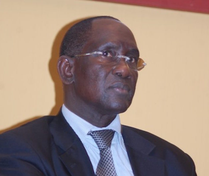 Me Massokhna Kane explique pourquoi la hausse du prix de l’essence est « illégale »