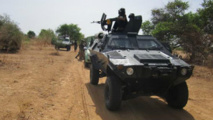 Des soldats en patrouille dans le nord-est du Nigeria, une région en proie à de meurtrières attaques