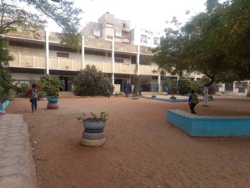 Fermeture de l'école Nolive au profit de Canadiens: l’administration et les parents d'élèves alertent Fermeture de l'école Nolive au profit de Canadiens: l’administration et les parents d'élèves alertent