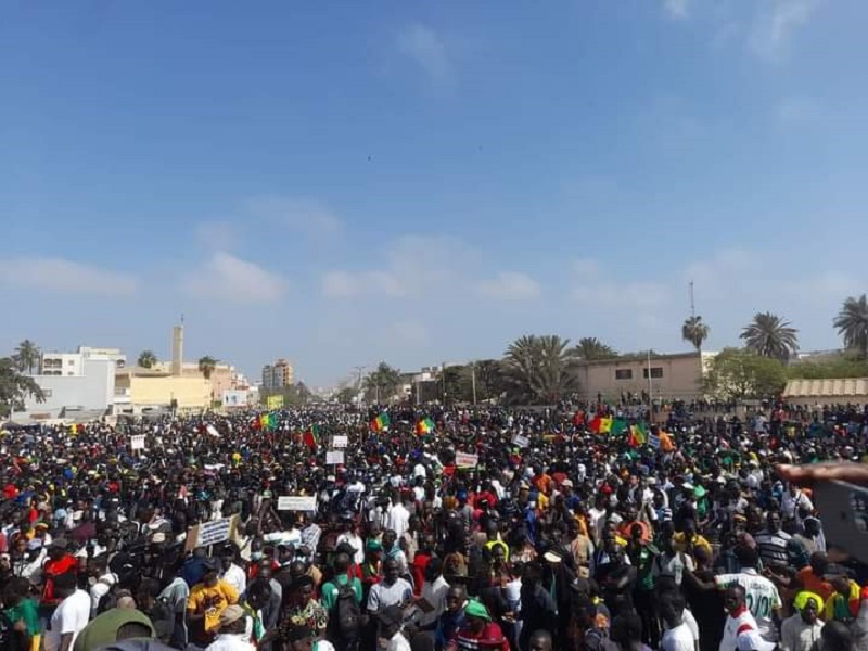 Manifestation à la Place de la Nation: YAW gagne le pari de la mobilisation (images)