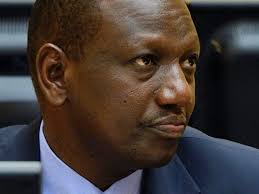 Présidentielle au Kenya: les candidats à couteaux tirés