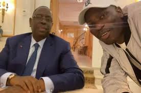 ​Rencontre du Président Macky Sall avec l’insulteur Kaliphone: une offense au Peuple sénégalais et à la République ( Par Moustapha Diakhaté)