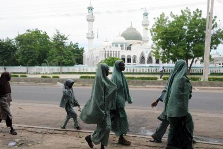 Nigeria: 115 des 129 lycéennes enlevées par Boko Haram sont toujours disparues selon la directrice Nigeria: 115 des 129 lycéennes enlevées par Boko Haram sont toujours disparues selon la directrice