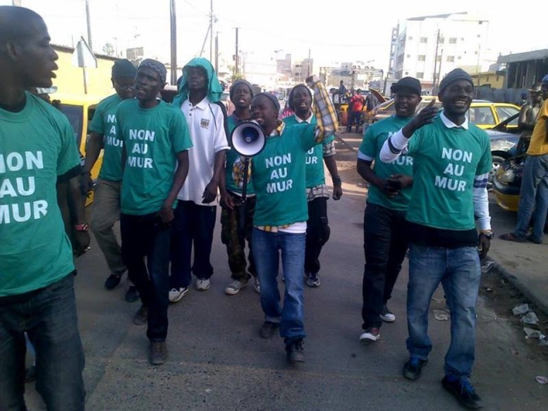 « Mur de la honte »-le collectif recule pour mieux sauter : « Nous prenons acte de la décision préfectorale mais déterminés nous resterons » « Mur de la honte »-le collectif recule pour mieux sauter : « Nous prenons acte de la décision préfectorale mais déterminés nous resterons »
