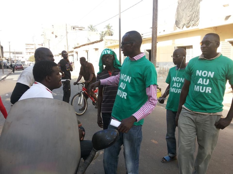 « Mur de la honte »-le collectif recule pour mieux sauter : « Nous prenons acte de la décision préfectorale mais déterminés nous resterons » « Mur de la honte »-le collectif recule pour mieux sauter : « Nous prenons acte de la décision préfectorale mais déterminés nous resterons »
