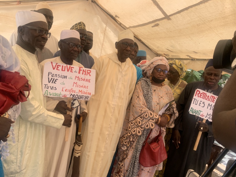 Situation financière difficile, Non-respect de promesses de revalorisation: les retraités civils et militaires crient leurs ras-le-bol à Macky et tirent sur La Poste Situation financière difficile, Non-respect de promesses de revalorisation: les retraités civils et militaires crient leurs ras-le-bol à Macky et tirent sur La Poste