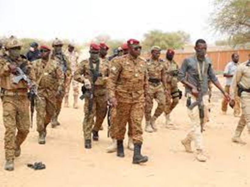 Burkina: création de «zones d'intérêt militaire» où «toute présence humaine est interdite» Burkina: création de «zones d'intérêt militaire» où «toute présence humaine est interdite»