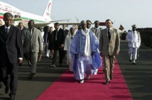 Wade gâté à Casablanca: suite à l'hôtel Hyaatt, voiture de luxe, sécurité marocaine, visite du consul du Sénégal 