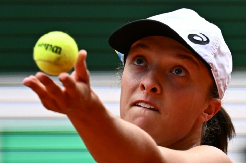 Wimbledon: Swiatek puis Nadal et Serena sur le Centre Court mardi