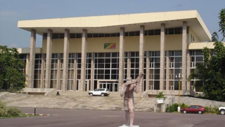 Vue extérieure du Palais du Parlement du Congo-Brazzaville assemblee-nationale.cg