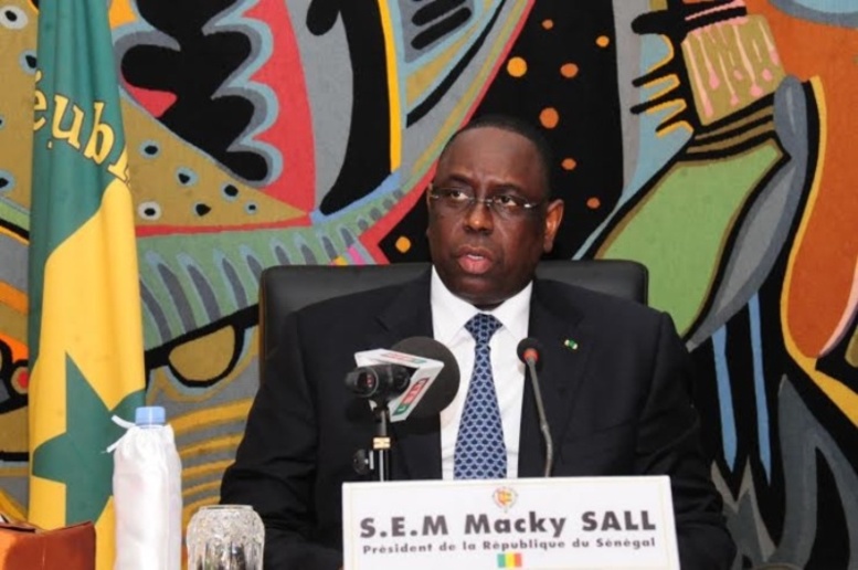 Macky Sall répond à Wade par le travail : « Arrêtons les débats stériles…j’ai engagé le gouvernement à accélérer le rythme »