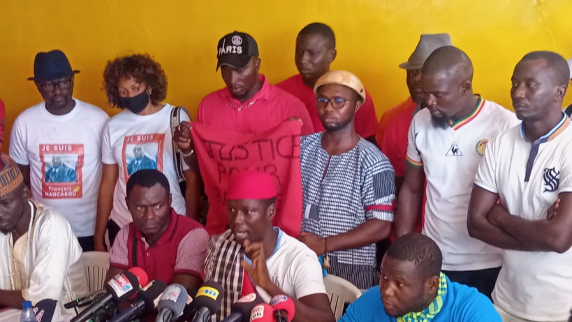 Affaire François Mancabou : les parents et proches du défunt ne croient pas aux propos du Procureur et réclament justice Affaire François Mancabou : les parents et proches du défunt ne croient pas aux propos du Procureur et réclament justice