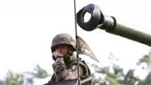 Soldat français de l'opération Licorne, à Abidjan. REUTERS/Luc Gnago Soldat français de l'opération Licorne, à Abidjan. REUTERS/Luc Gnago