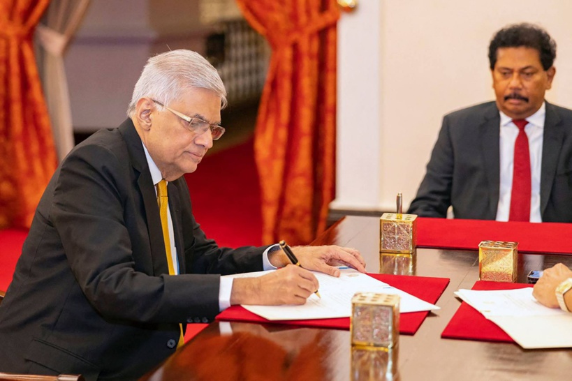 Sri Lanka: l'ex-Premier ministre Ranil Wickremesinghe élu président par le Parlement Sri Lanka: l'ex-Premier ministre Ranil Wickremesinghe élu président par le Parlement