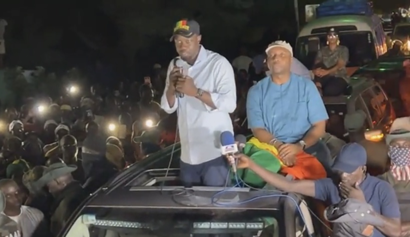 Matam: Sonko accueilli en triomphe malgré les menaces de Farba et le comité d’accueil hostile à Ourossogui Matam: Sonko accueilli en triomphe malgré les menaces de Farba et le comité d’accueil hostile à Ourossogui