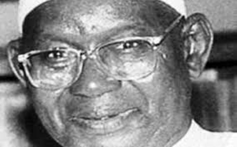 ABROGATION DE LA LOI EZZAN : Les jeunes députés de l’Apr vont-il passer à l’acte aujourd’hui? ABROGATION DE LA LOI EZZAN : Les jeunes députés de l’Apr vont-il passer à l’acte aujourd’hui?