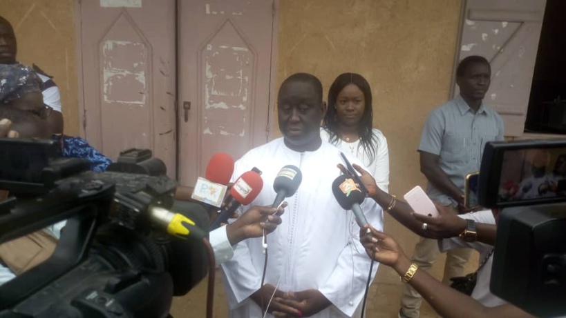 Scrutin législatif : l'ex-maire de Guédiawaye Aliou Sall a voté Scrutin législatif : l'ex-maire de Guédiawaye Aliou Sall a voté