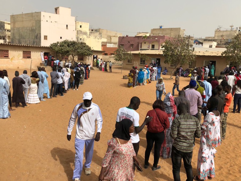 #legislatives2022 Ziguinchor : une forte affluence des jeunes notée dans les centres de vote