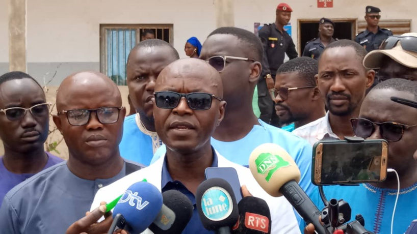 #Législatives2022: Le maire des Parcelles assainies "préoccupé" par le faible taux de participation 