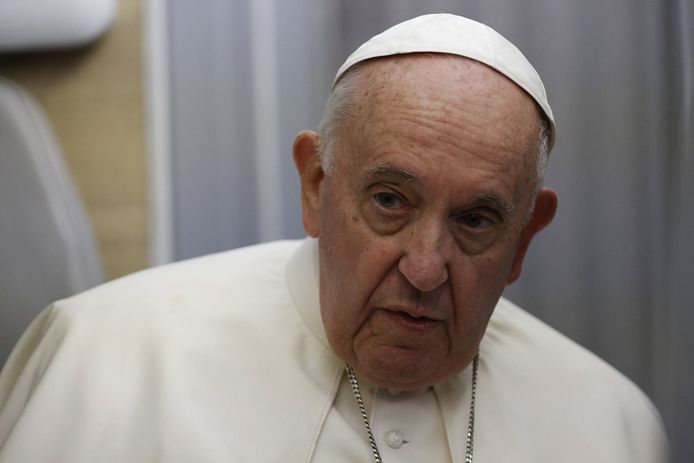 “Génocide” dans des pensionnats gérés par l’Église: une vraie “gifle” pour le Pape