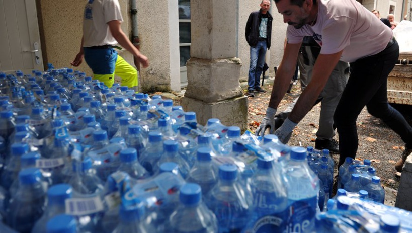 Sécheresse : plus d'une centaine de communes n'ont plus d'eau potable, alerte le ministre de la Transition écologique