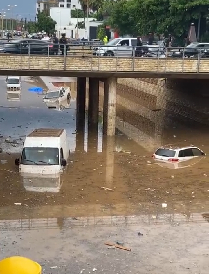 Inondations :Dakar et sa banlieue est encore sous les eaux (Images) Inondations :Dakar et sa banlieue est encore sous les eaux (Images)