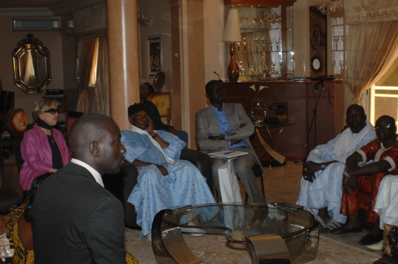 Wade: "La prison doit permettre à Karim de se connaître et connaître les autres" Wade: "La prison doit permettre à Karim de se connaître et connaître les autres"